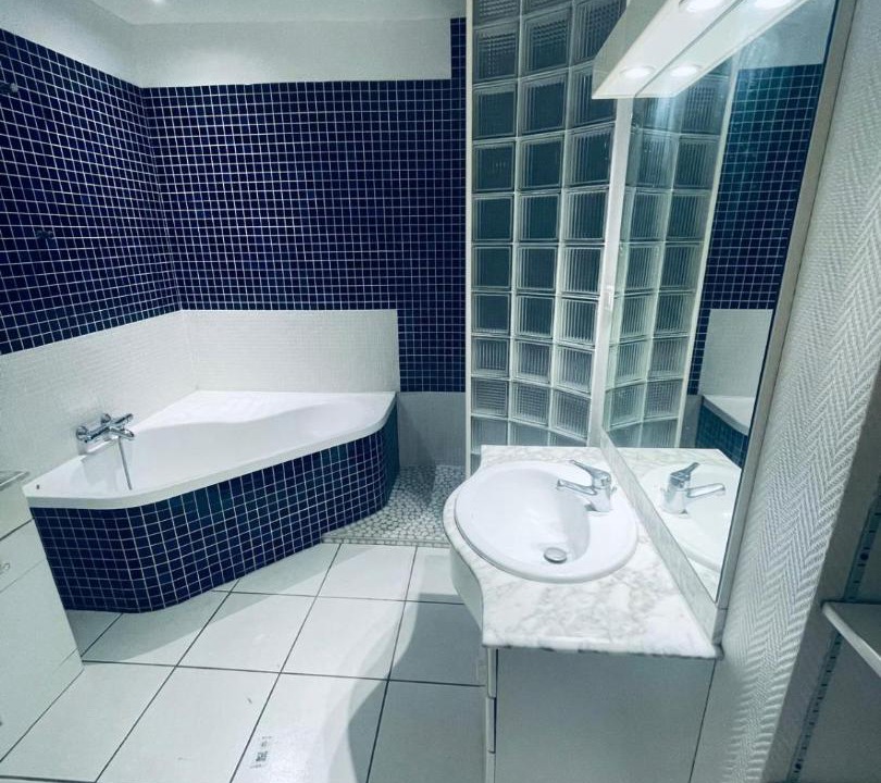 Photo of Bathroom in Canclaux