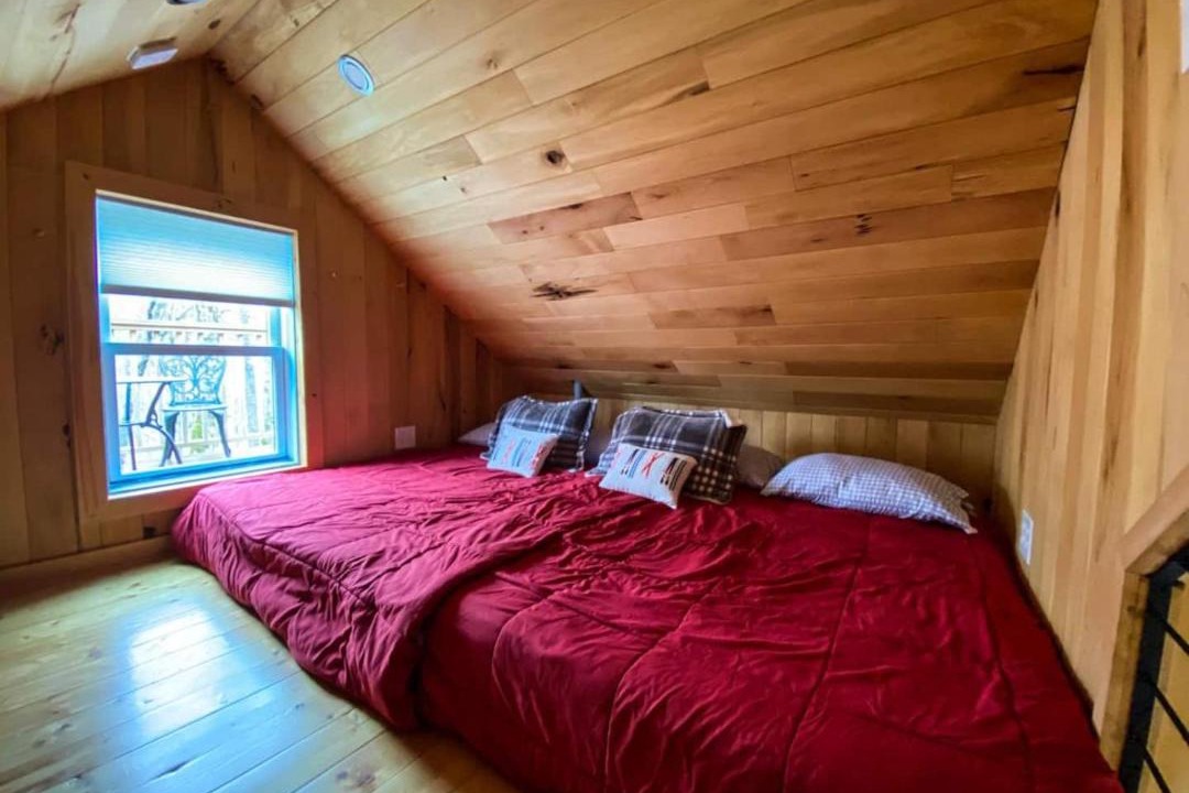 Photo of Bedroom in Warren