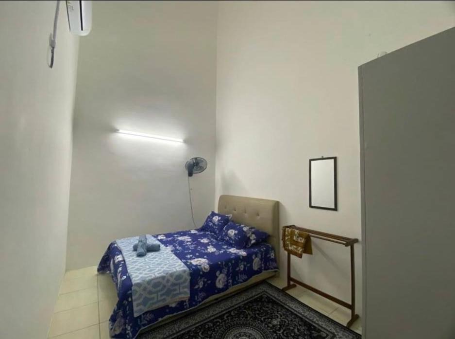 Photo of Bedroom in Tasek Gelugor