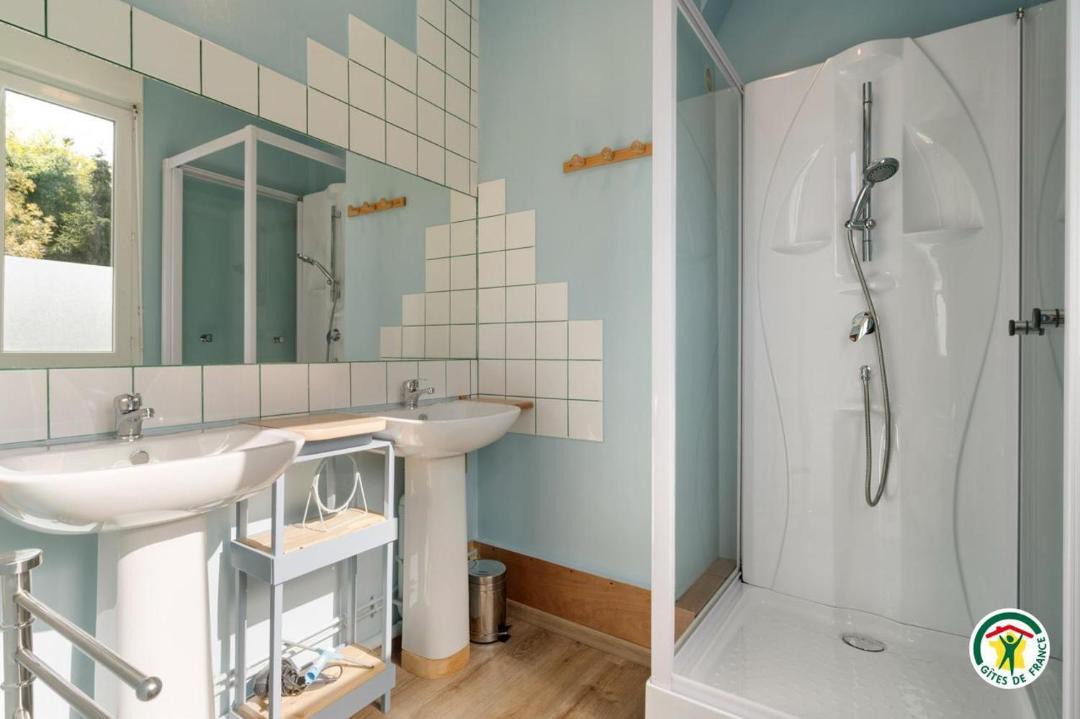Photo of Bathroom in Fry