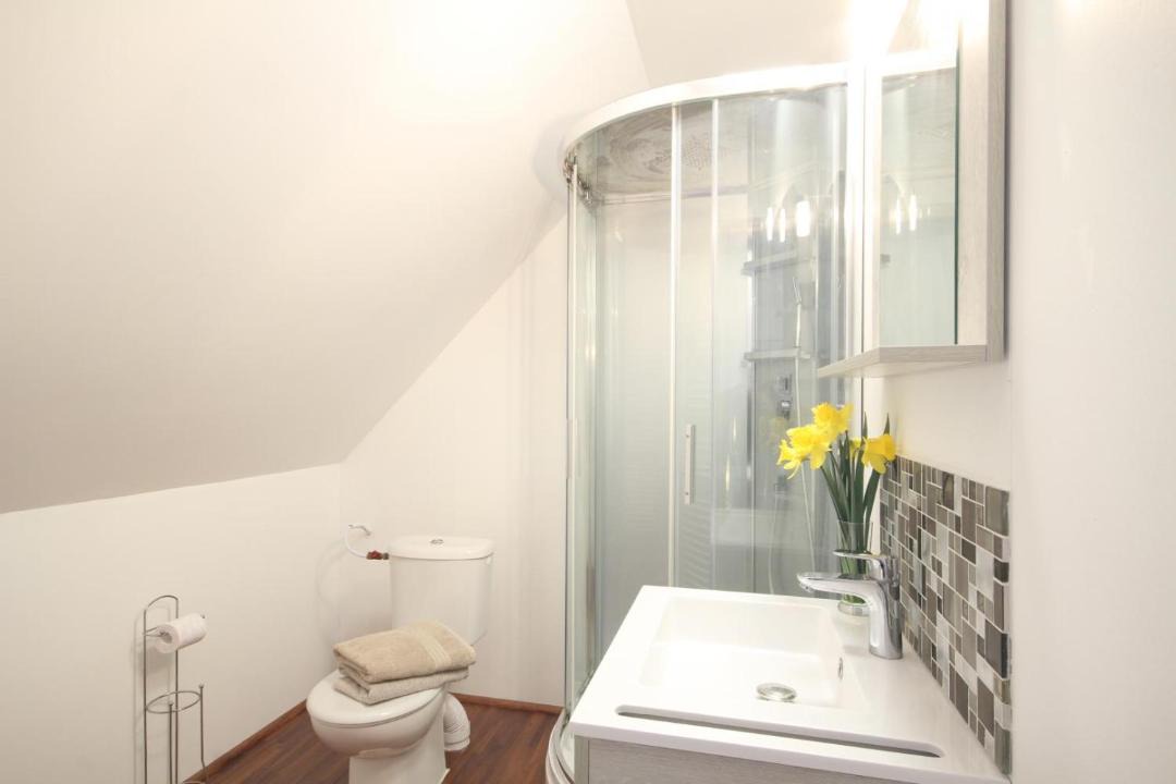 Photo of Bathroom in Epinay-sur-Duclair