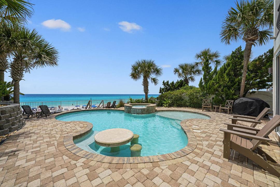 Photo of Patio Balcony in Miramar Beach