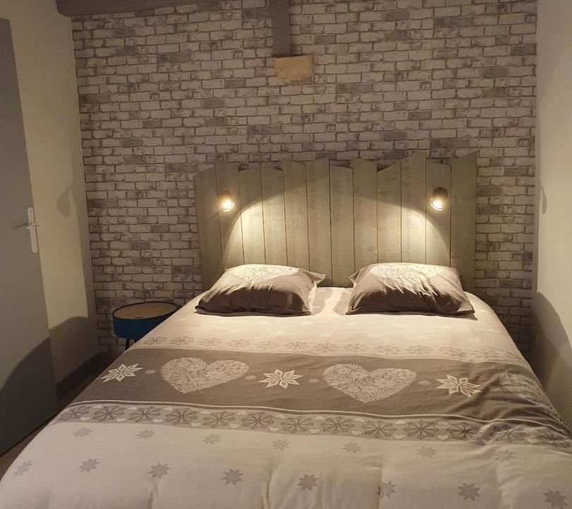 Photo of Bedroom in Noyen-sur-Sarthe