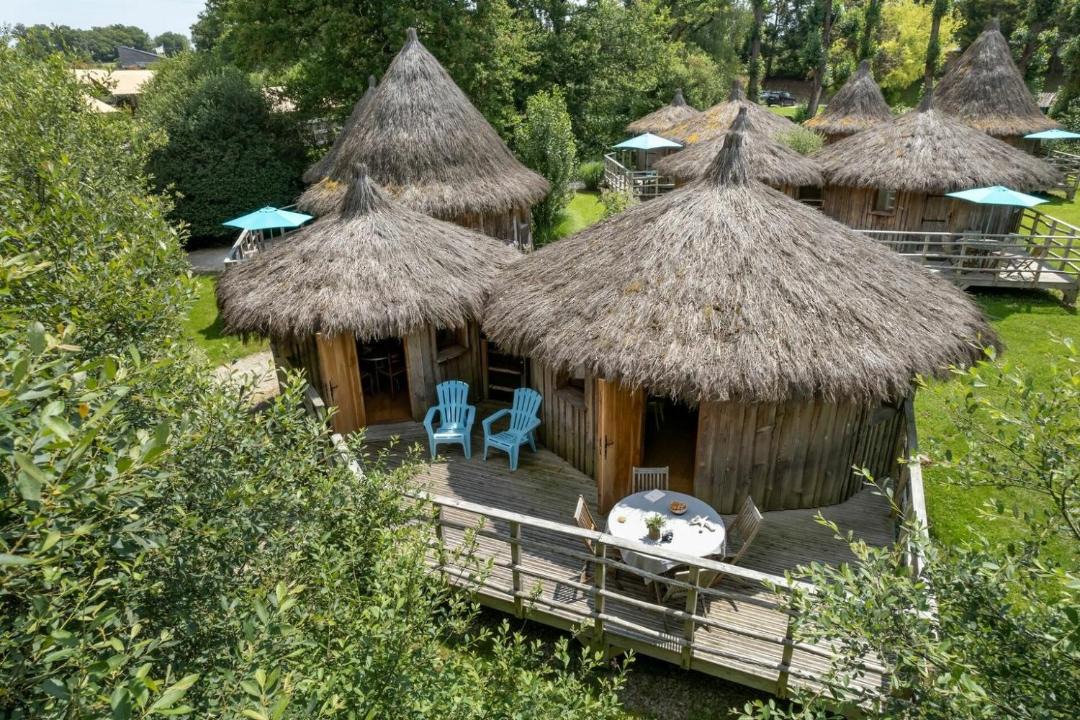 Photo of Others in Pressac