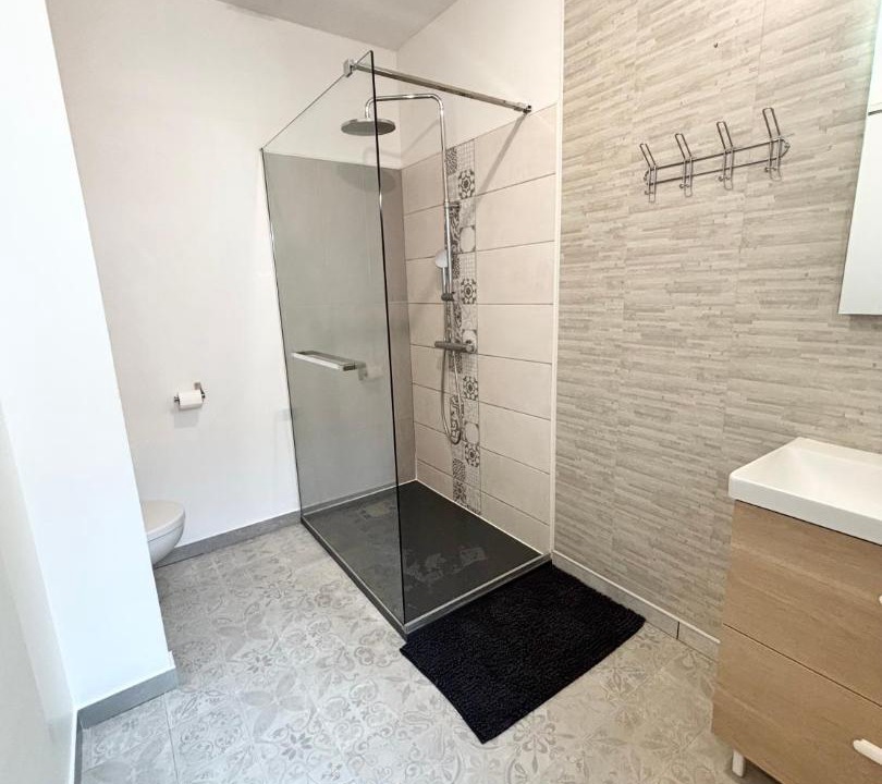 Photo of Bathroom in Cerans-Foulletourte