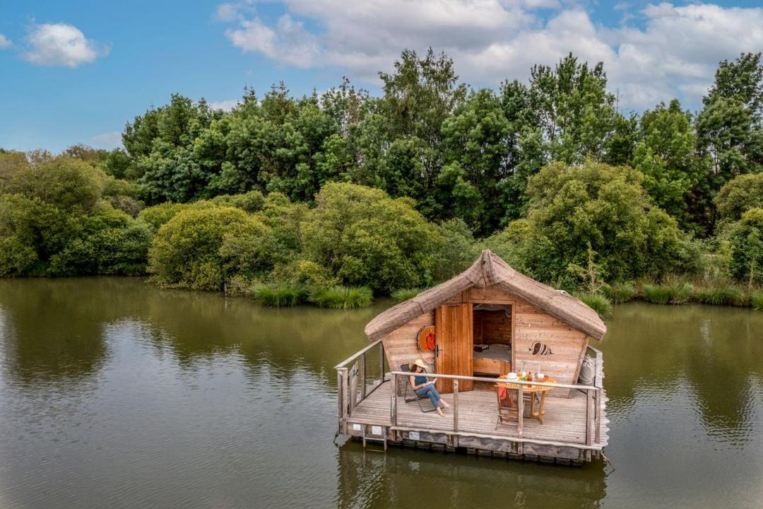 Photo of Others in Pressac