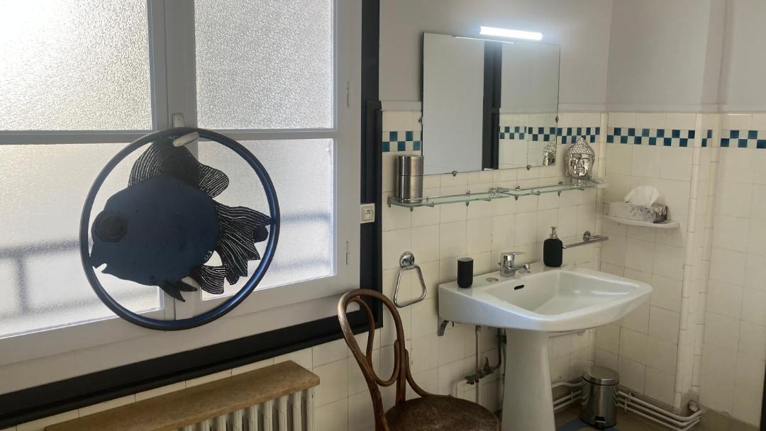 Photo of Bathroom in Carnot - Gailleton