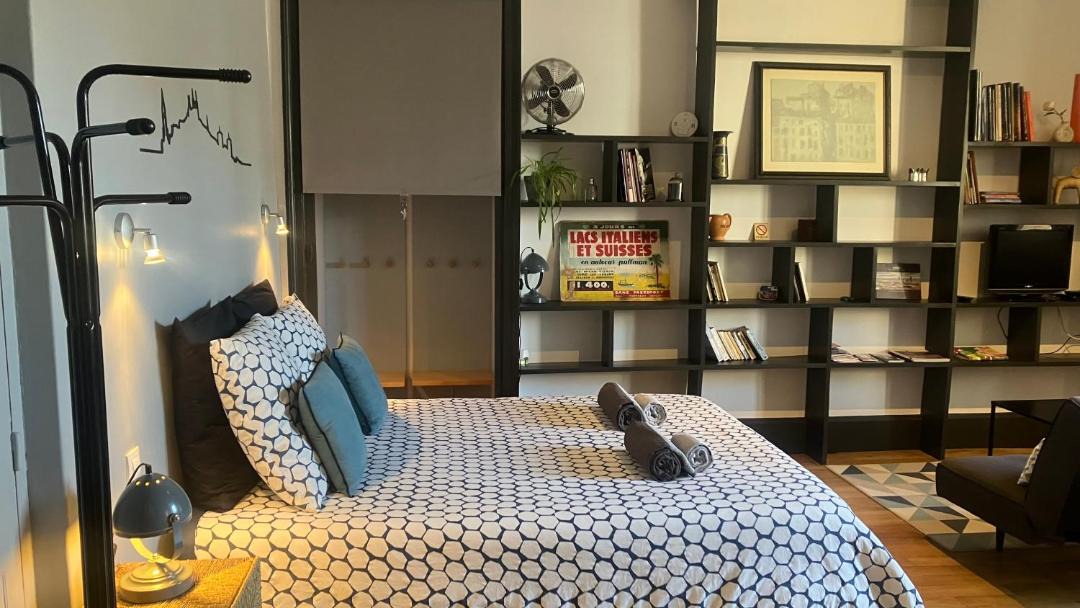 Photo of Bedroom in Carnot - Gailleton