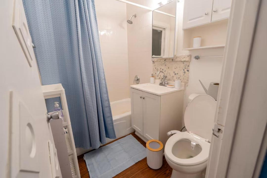 Photo of Bathroom in Skokie