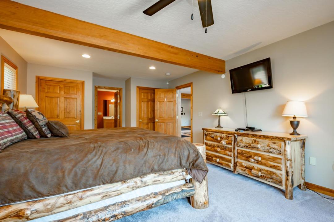 Photo of Bedroom in McHenry