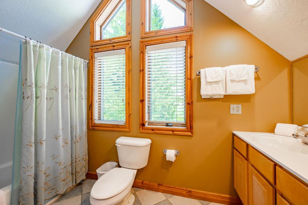 Photo of Bathroom in McHenry