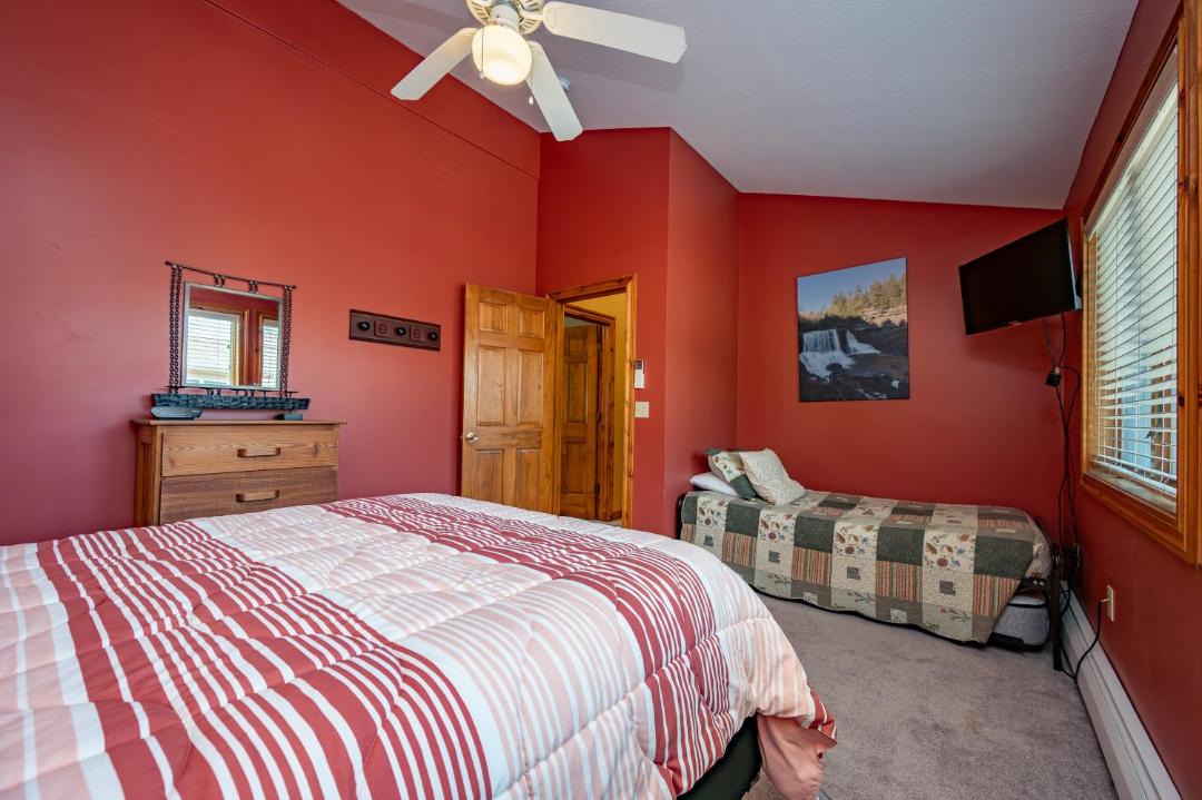 Photo of Bedroom in McHenry