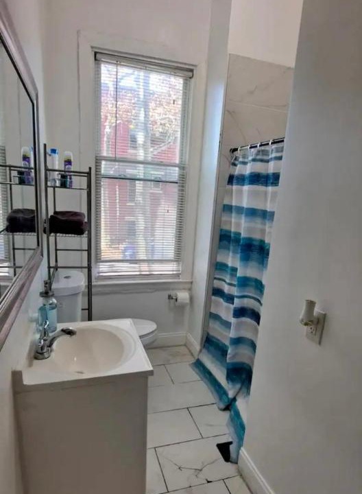 Photo of Bathroom in Downtown Baltimore