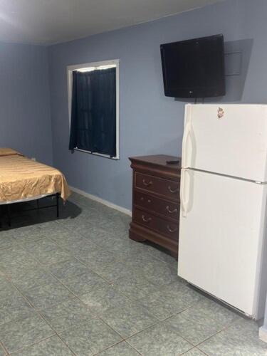 Photo of Bedroom in Seffner Community Alliance