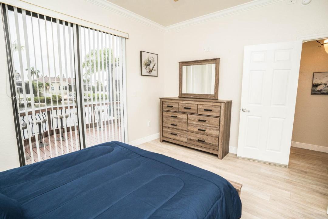 Photo of Bedroom in Apollo Beach