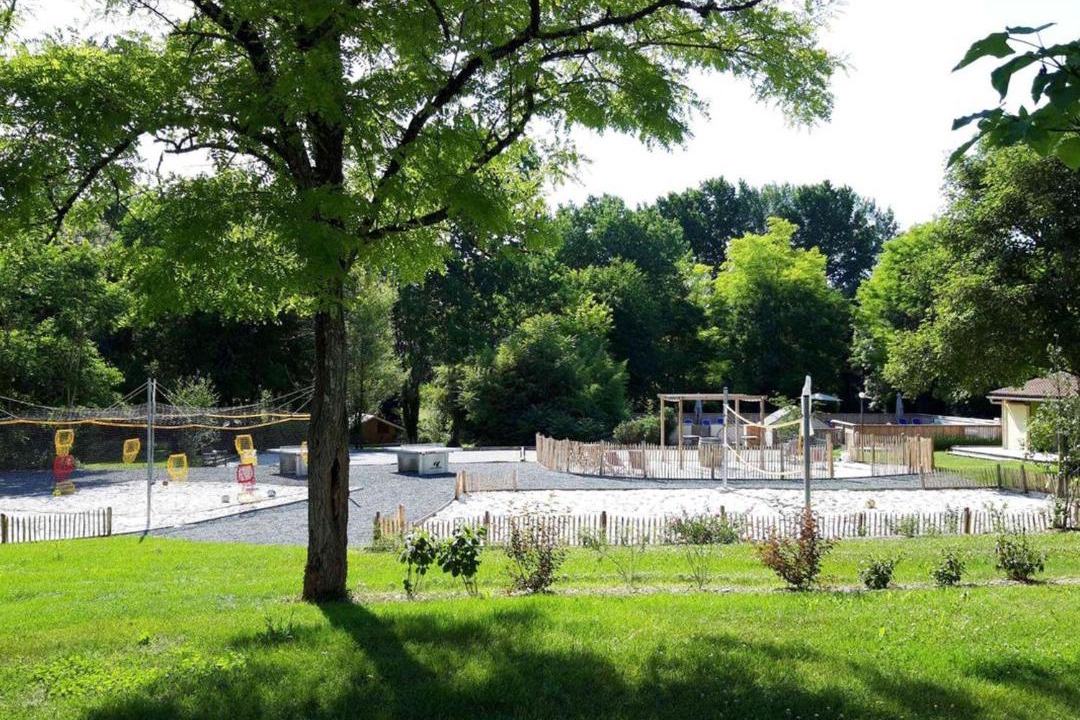 Photo of Others in Vendoire