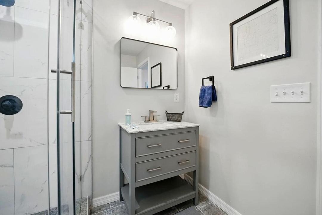Photo of Bathroom in Murray Hill
