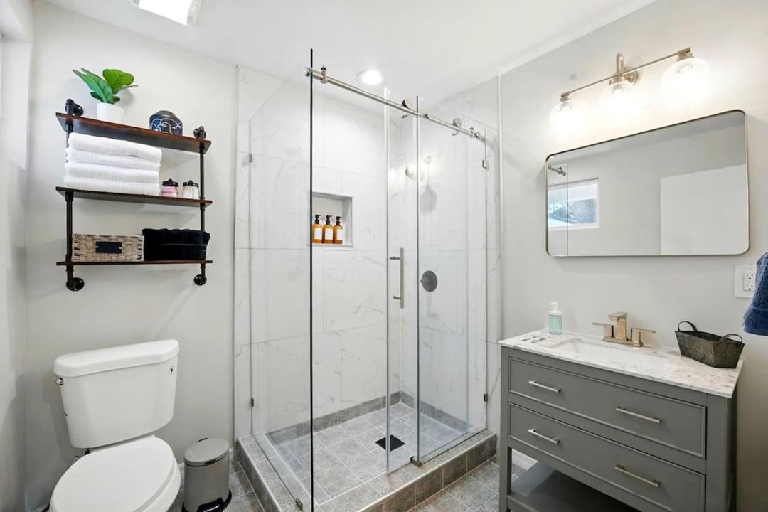 Photo of Bathroom in Murray Hill