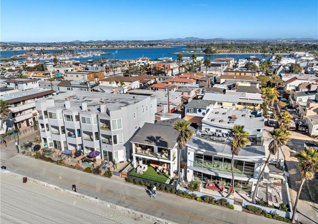 Photo of Others in Mission Beach