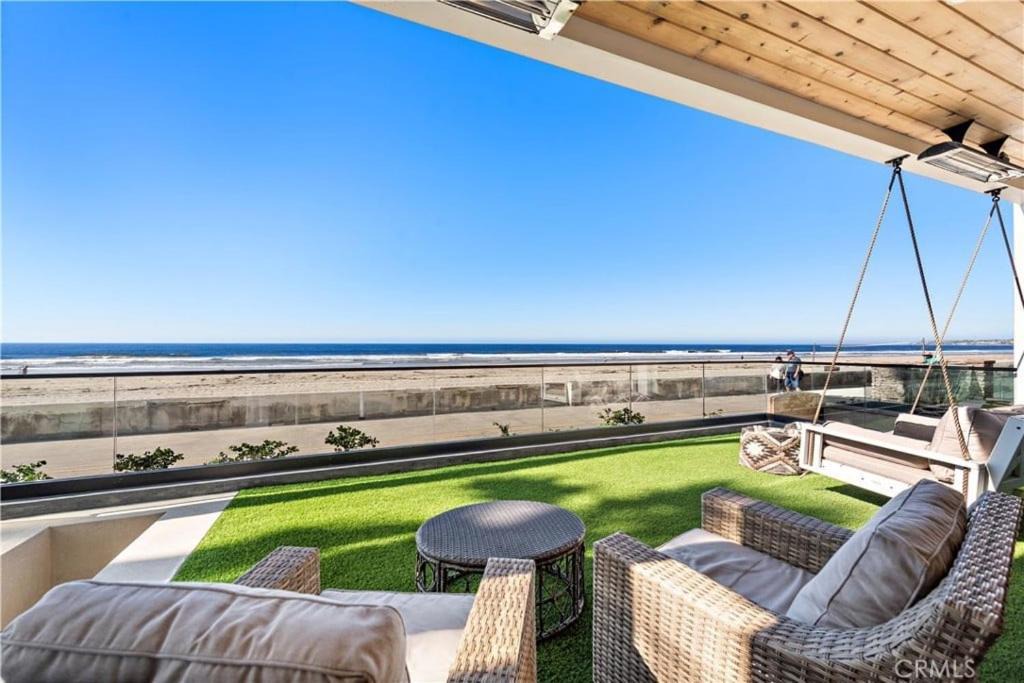 Photo of Patio Balcony in Mission Beach