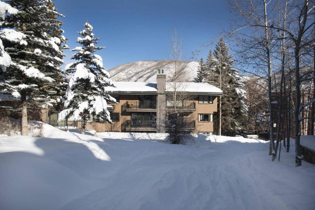 Photo of Others in Aspen
