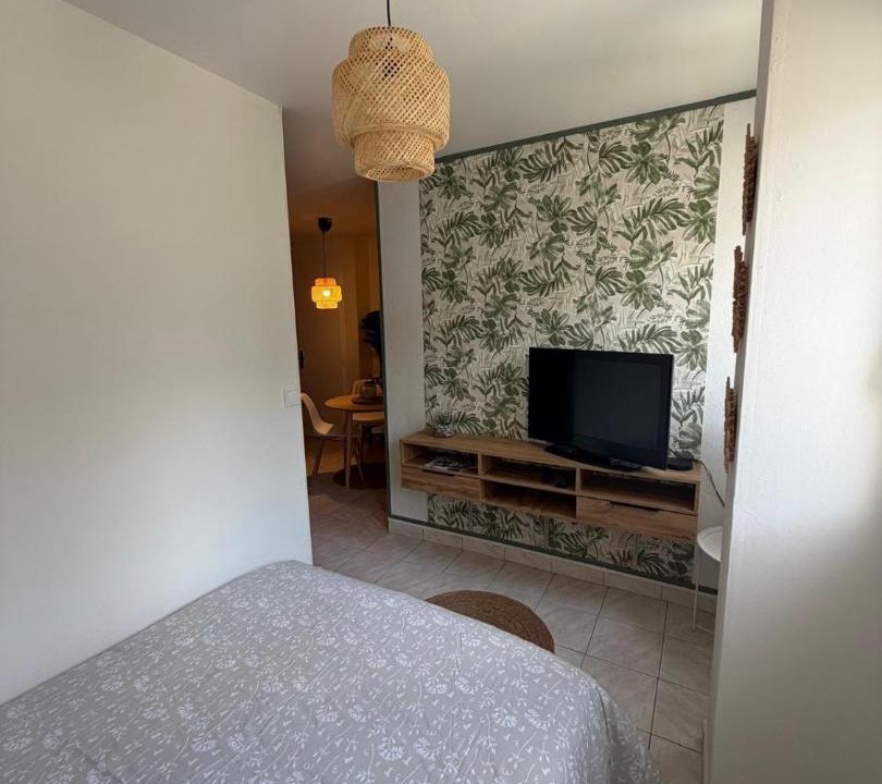 Photo of Bedroom in Bonnefoy-Roseraie-Gramont
