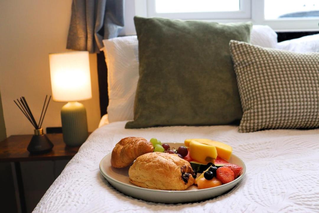 Photo of Others in Luton