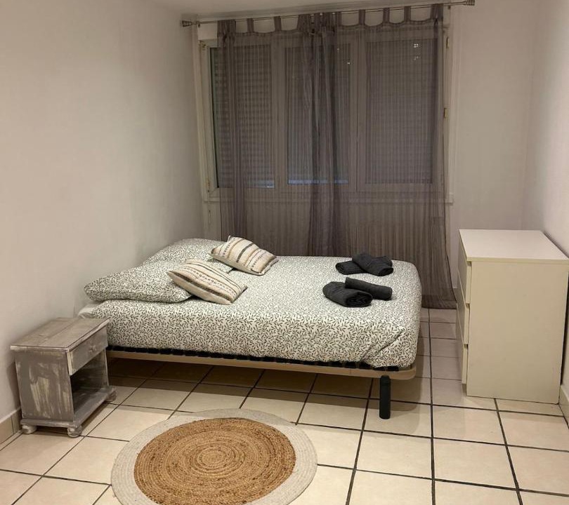 Photo of Bedroom in Saint-Nazaire