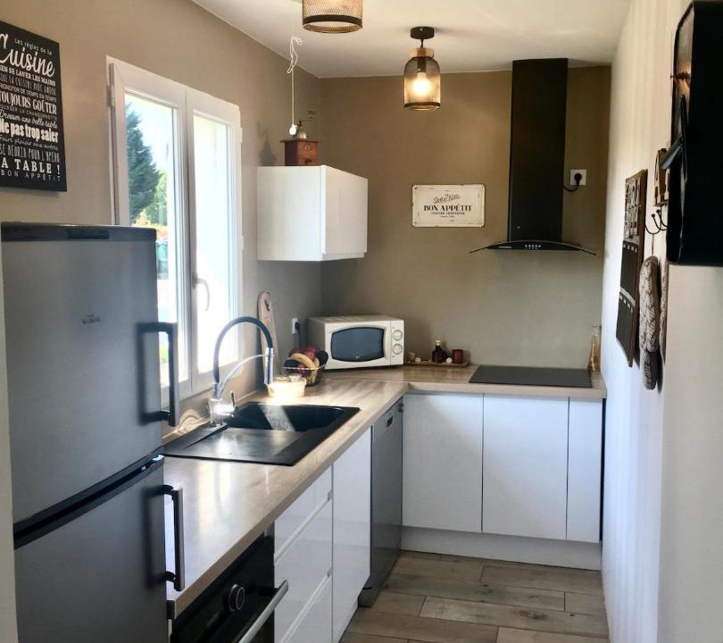 Photo of Kitchen in Parentis-en-Born