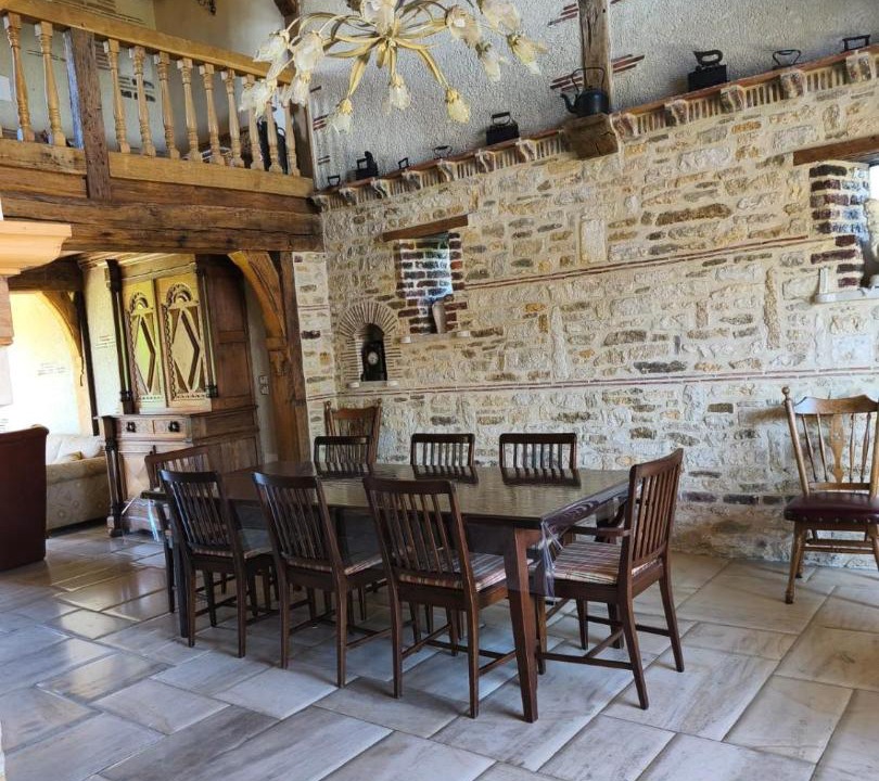 Photo of Others in Montreuil-sur-Barse