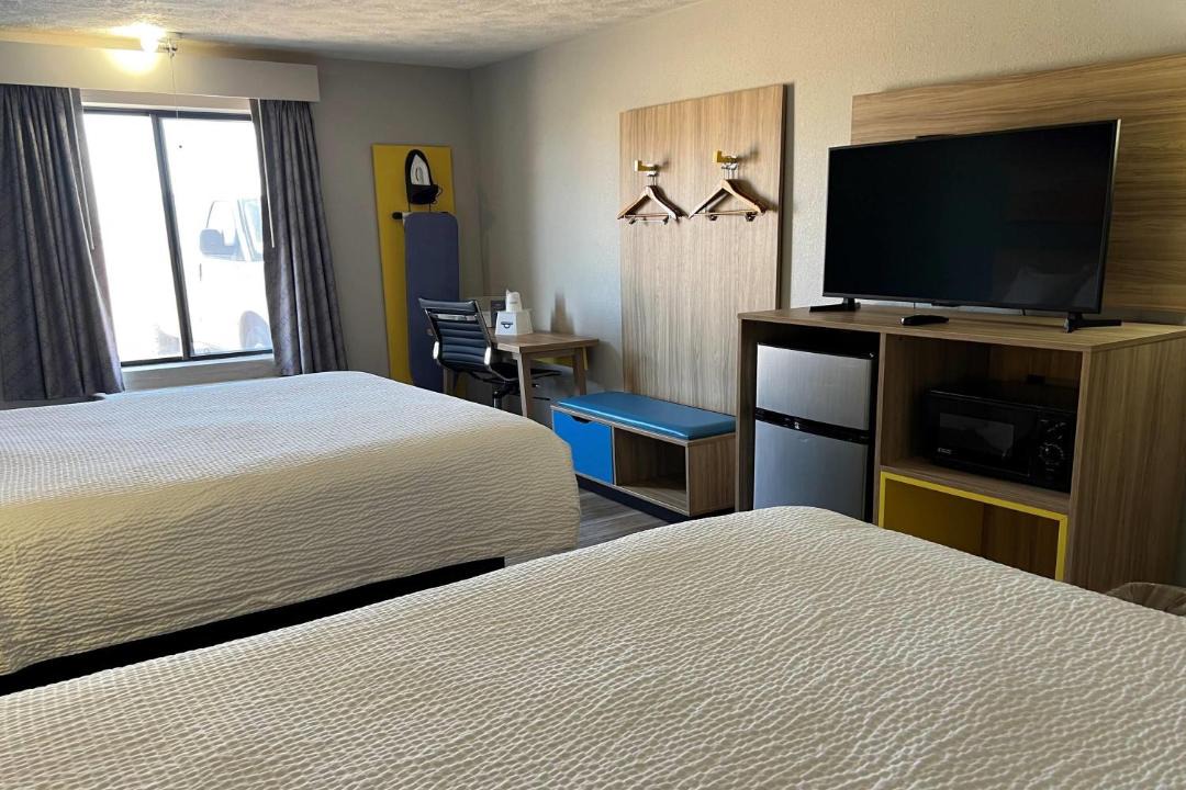 Photo of Bedroom in Warrensburg