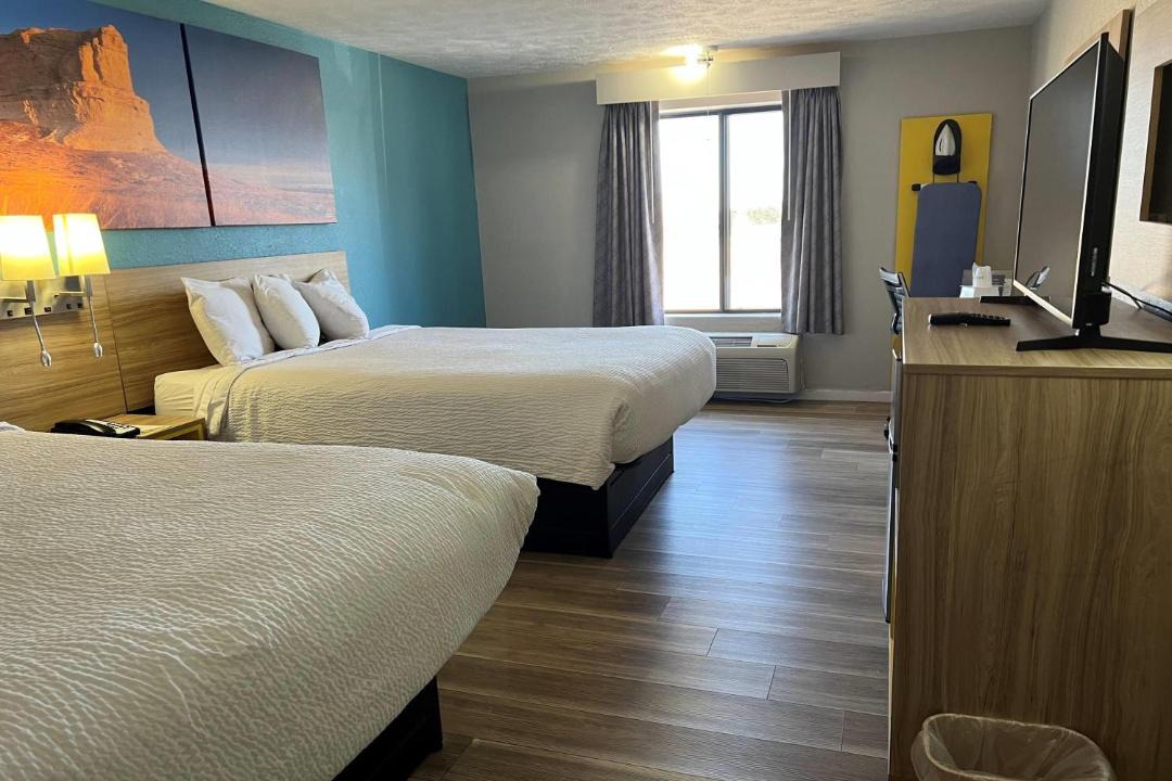 Photo of Bedroom in Warrensburg