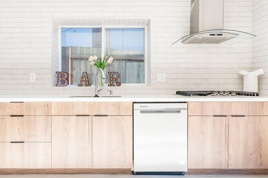 Photo of Kitchen in Haller Lake
