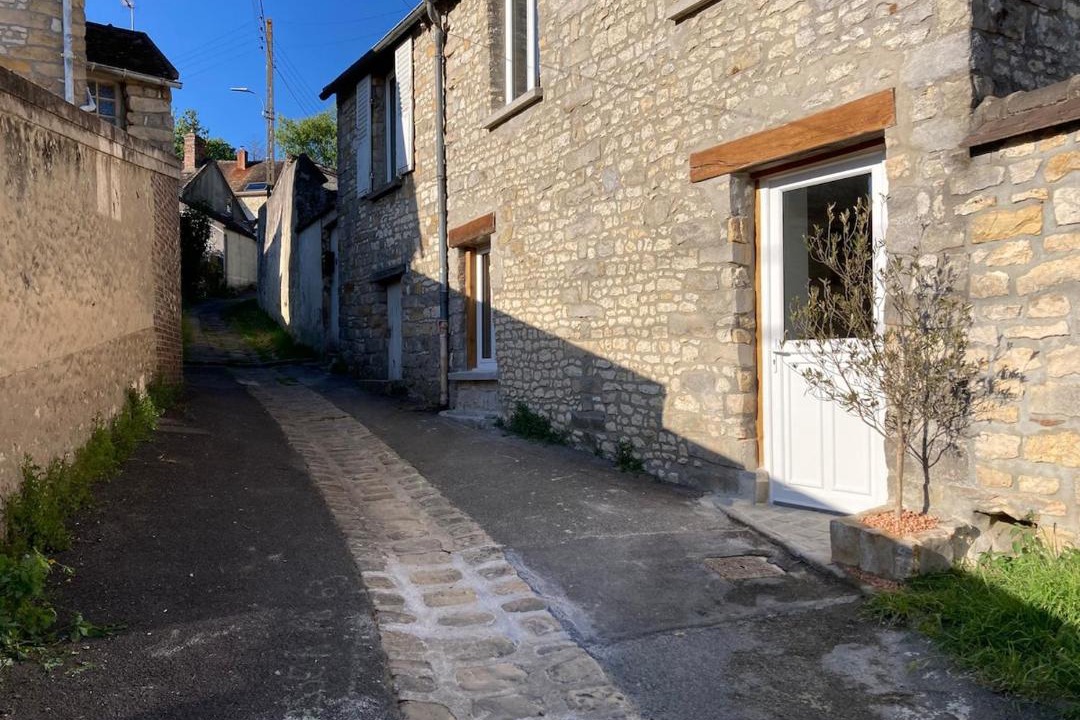 Photo of Others in Montigny-sur-Loing