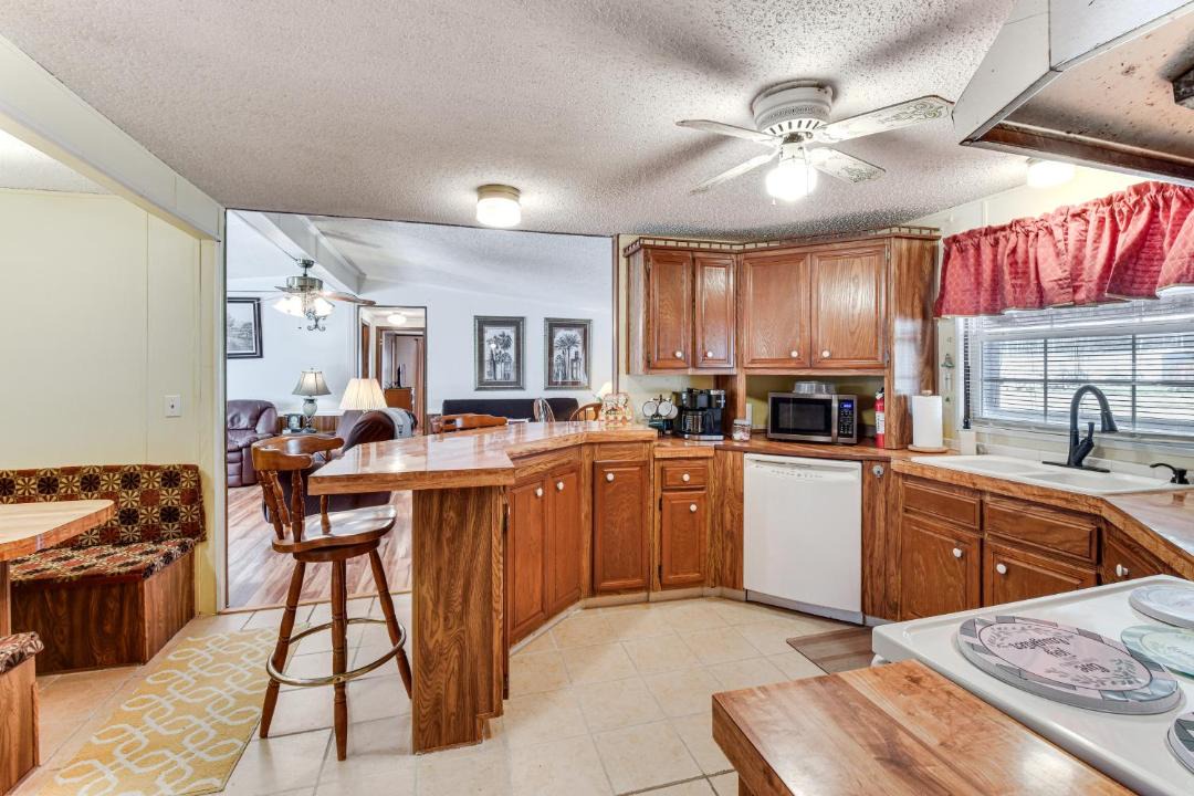 Photo of Kitchen in Tamassee