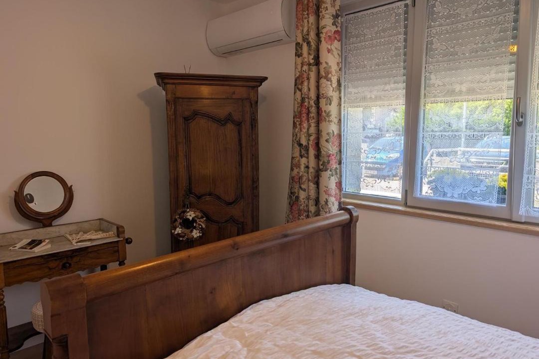 Photo of Bedroom in Saint-Doulchard