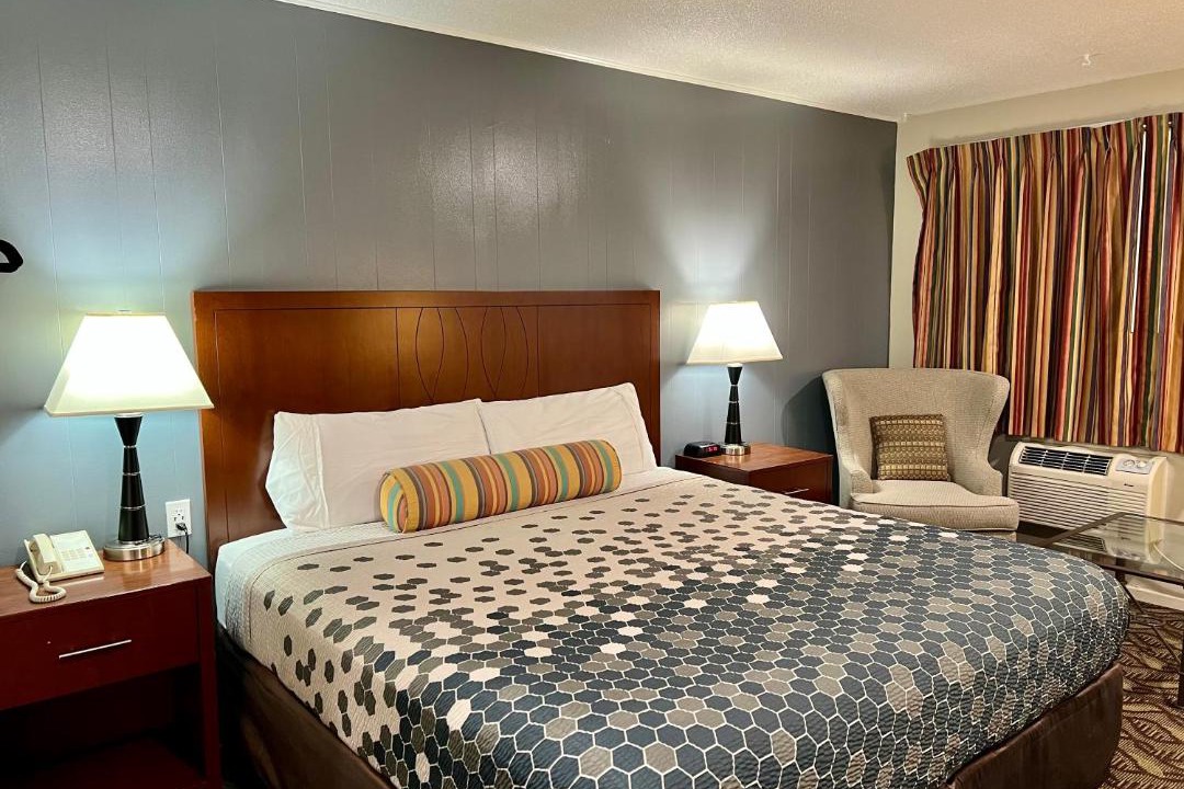 Photo of Bedroom in Downtown Eugene