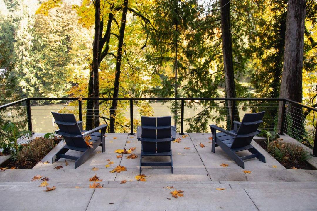 Photo of Others in Stafford - Tualatin Valley