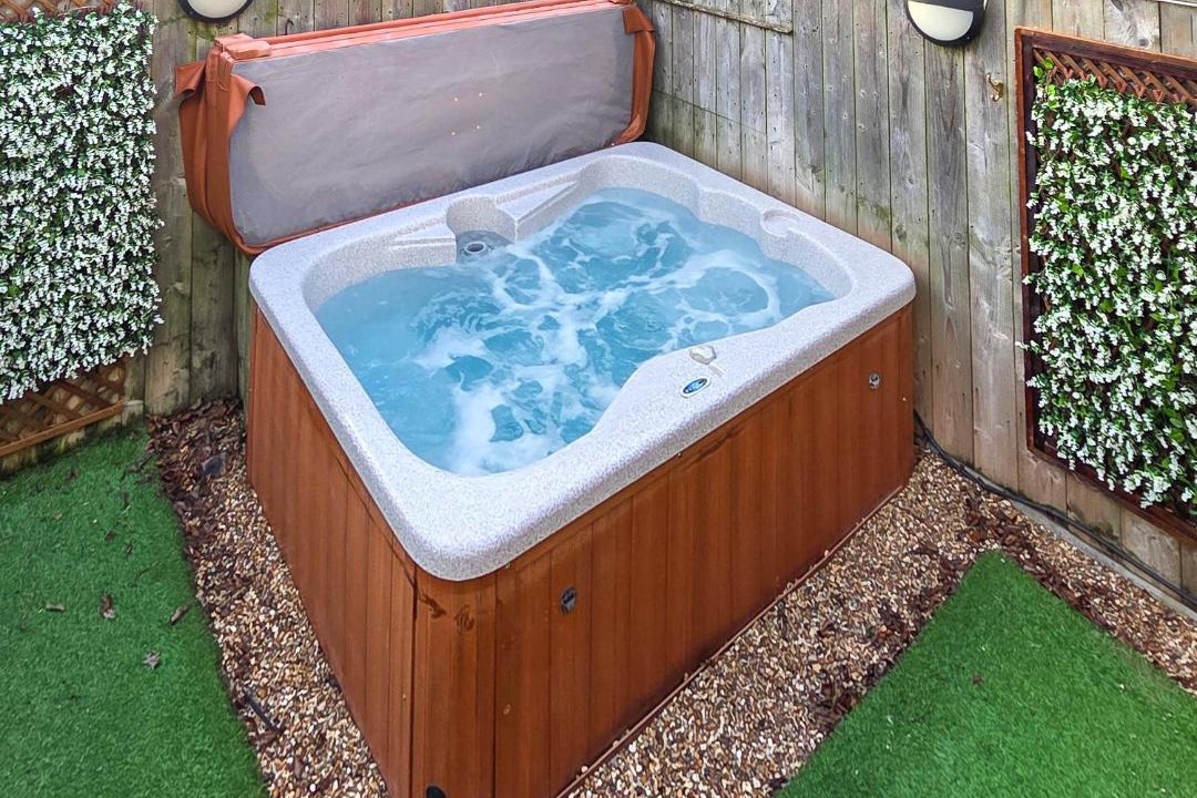 Photo of Others in Arnold