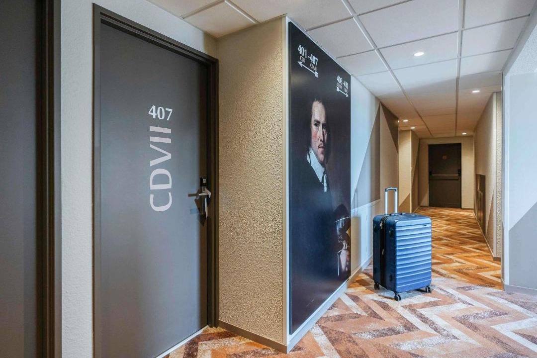 Photo of Others in Miroir - Batignolles