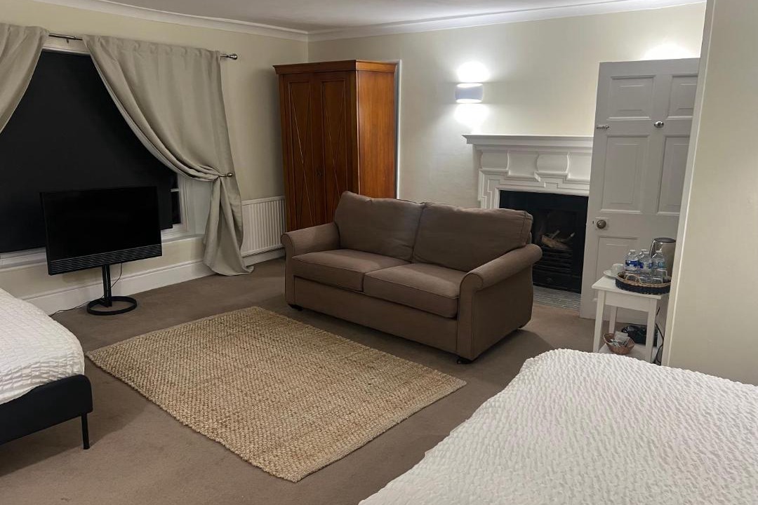 Photo of Bedroom in Heathrow Villages