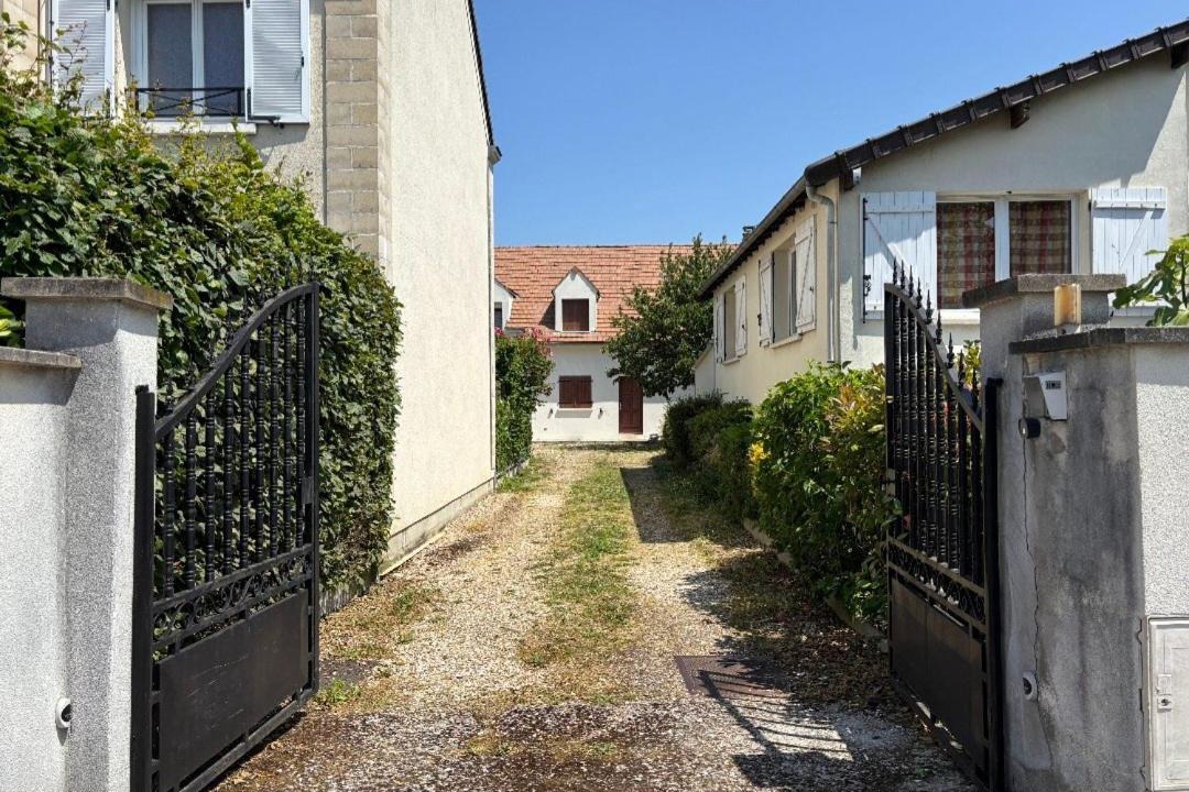 Photo of Others in Orgeval