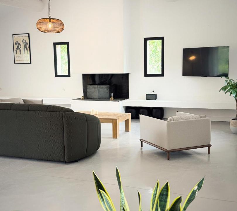 Photo of Livingroom in Eyguieres