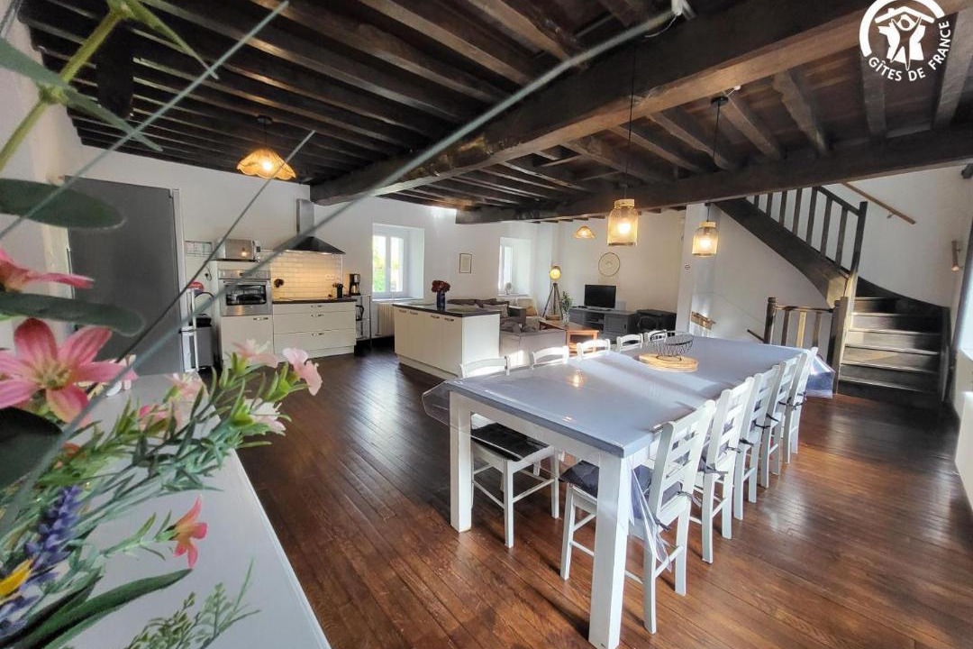 Photo of Others in Menneville