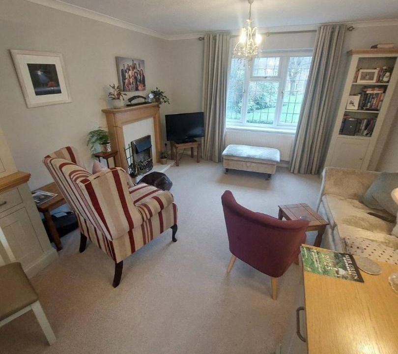 Photo of Others in Seer Green