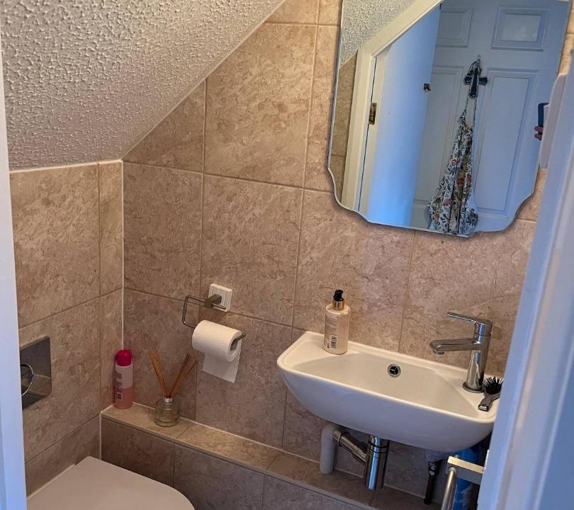 Photo of Bathroom in Seer Green