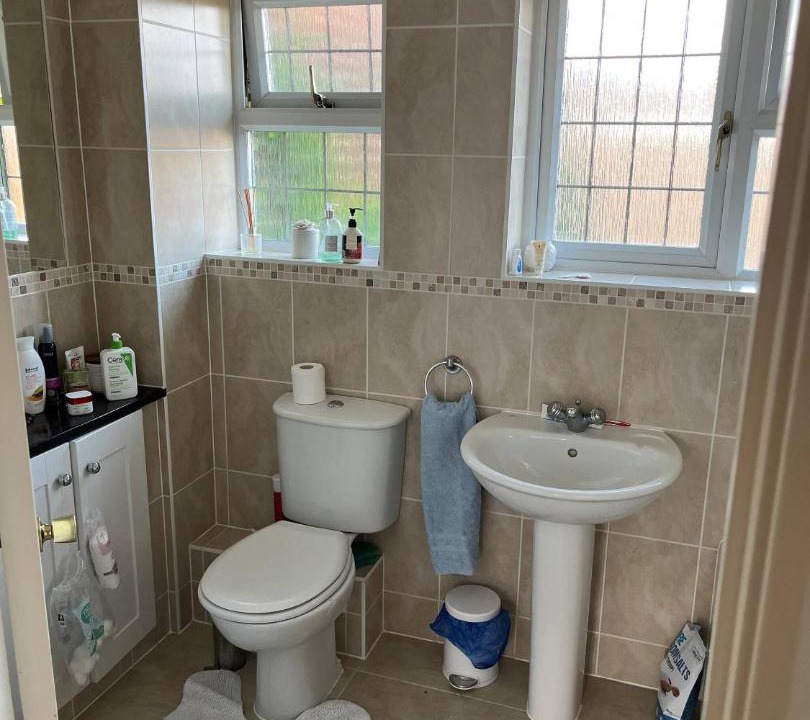 Photo of Bathroom in Seer Green