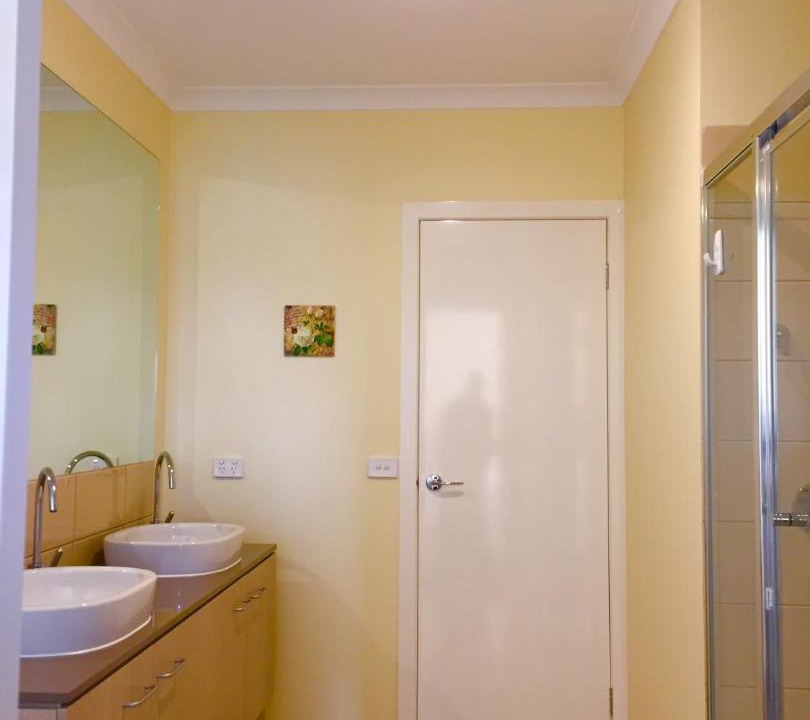 Photo of Bathroom in Sanctuary Lakes
