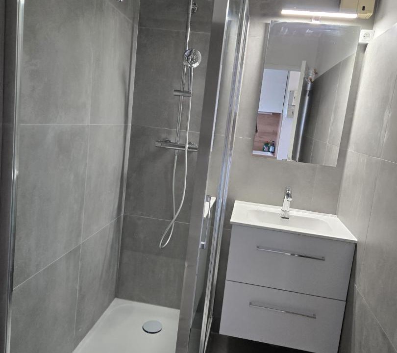Photo of Bathroom in Balaruc-les-Bains