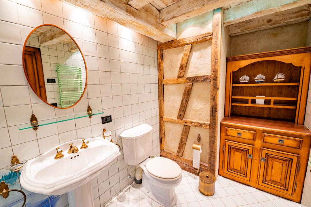 Photo of Bathroom in Chatillon-sur-Chalaronne